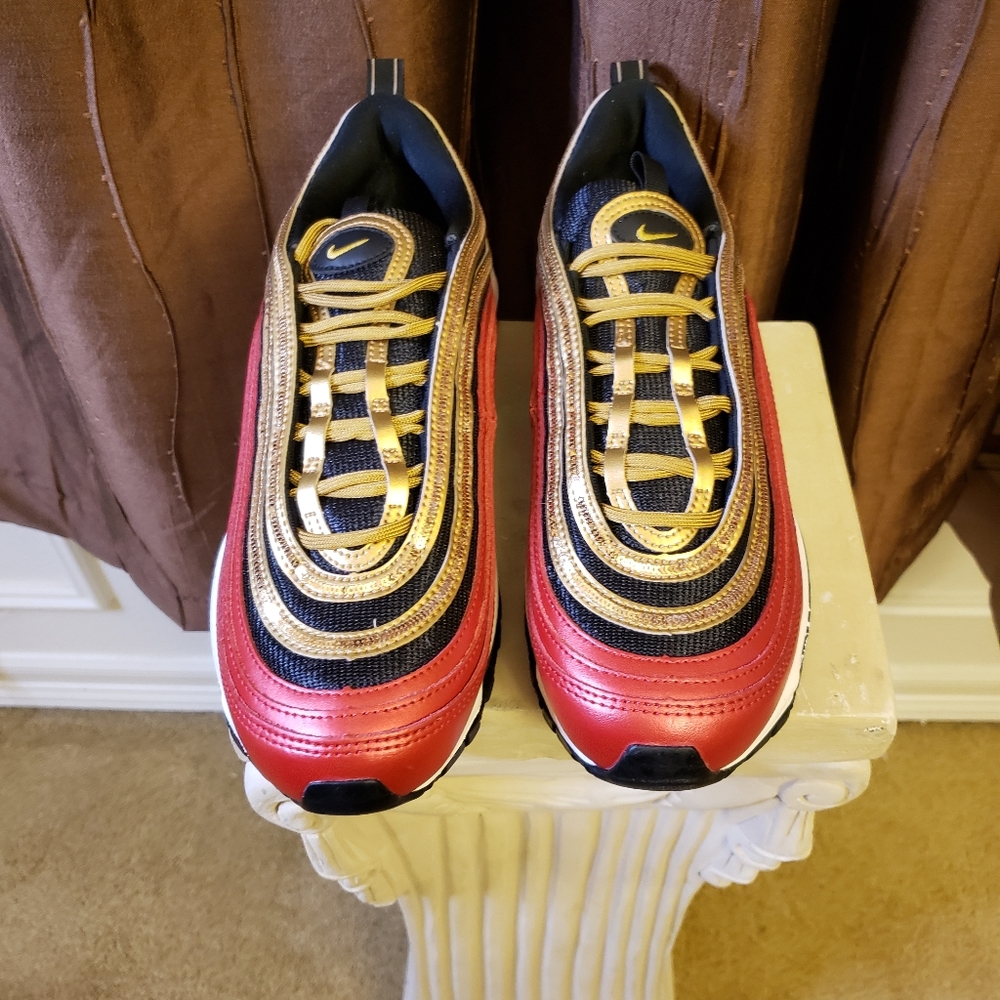Women Athletic Shoes
